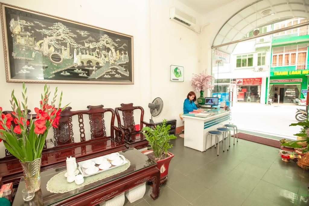 Halong Party Hostel Халонг Экстерьер фото