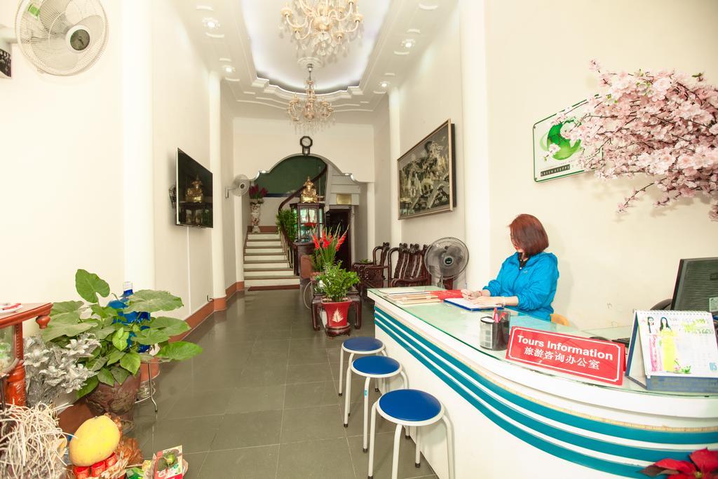 Halong Party Hostel Халонг Экстерьер фото
